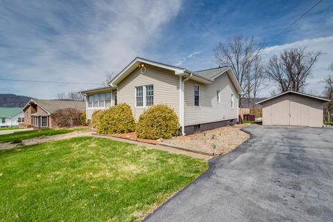220 Harris Street Erwin Tn 37650, Erwin, TN 37650 photo 4