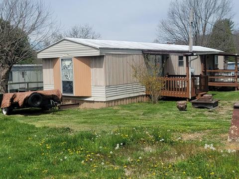 122 Gentry Street Erwin Tn 37650, Erwin, TN 37650 photo 3