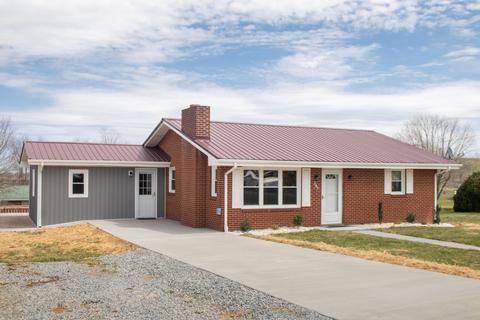 205 Highland Avenue Glade Spring Va 24340, Glade Spring, VA 24340 photo 1