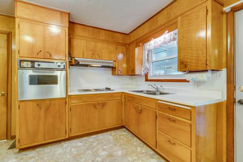 203 Luttrell Street Erwin Tn 37650, Erwin, TN 37650 photo 14