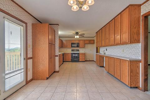 250 Sunset Drive Abingdon Va 24210, Abingdon, VA 24210 photo 9