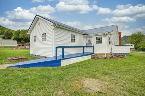 207 Mountain View Drive Hampton Tn 37658, Hampton, TN 37658 photo 12