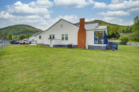 207 Mountain View Drive Hampton Tn 37658, Hampton, TN 37658 photo 11