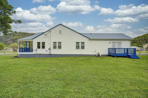 207 Mountain View Drive Hampton Tn 37658, Hampton, TN 37658 photo 6