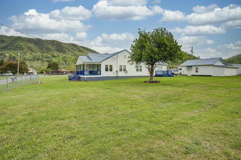 207 Mountain View Drive Hampton Tn 37658, Hampton, TN 37658 photo 4