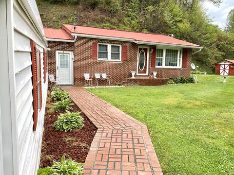8405 Bean Gap Road Pound Va 24279, Pound, VA 24279 photo 2