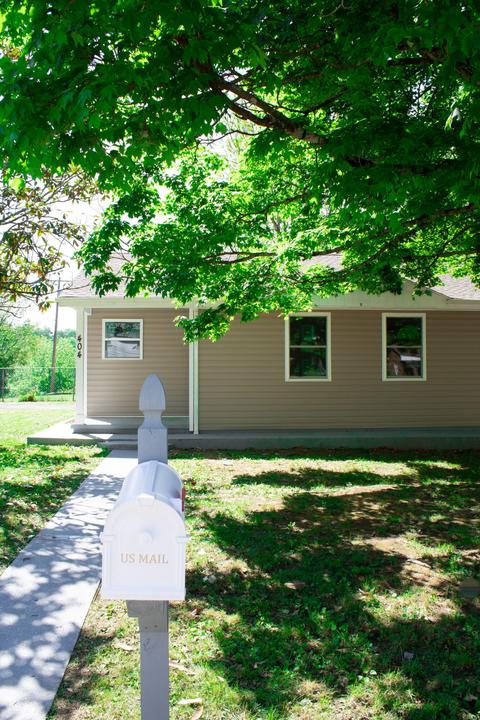 404 Juniper Street Greeneville Tn 37745, Greeneville, TN 37745 photo 2