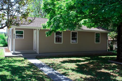 404 Juniper Street Greeneville Tn 37745, Greeneville, TN 37745 photo 3