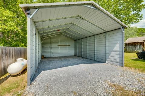 625 Swimming Pool Road Hampton Tn 37658, Hampton, TN 37658 photo 27