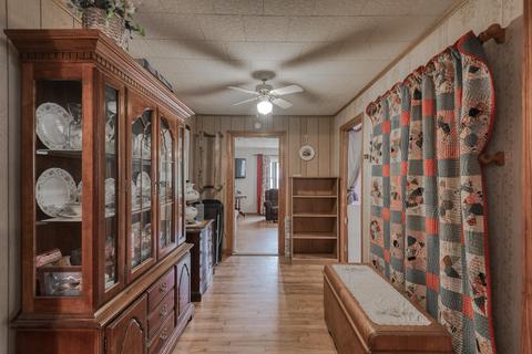 1150 Prince Avenue Erwin Tn 37650, Erwin, TN 37650 photo 5