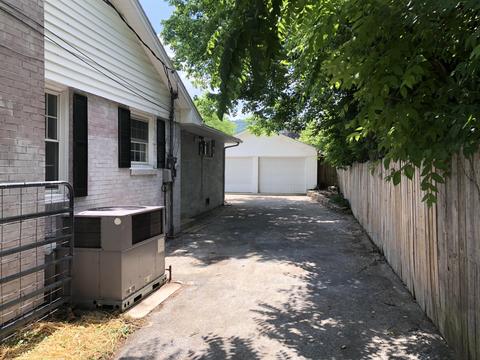 326 S Main Avenue Erwin Tn 37650, Erwin, TN 37650 photo 9