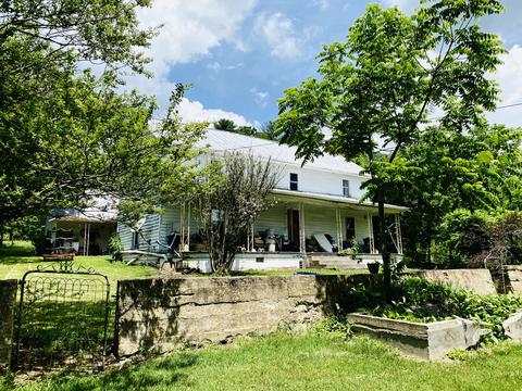 4246 Roan Creek Rd Road Mountain City Tn 37683, Mountain City, TN 37683