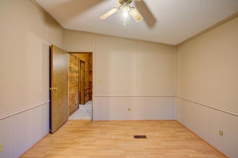763 First Avenue Hampton Tn 37658, Hampton, TN 37658 photo 15