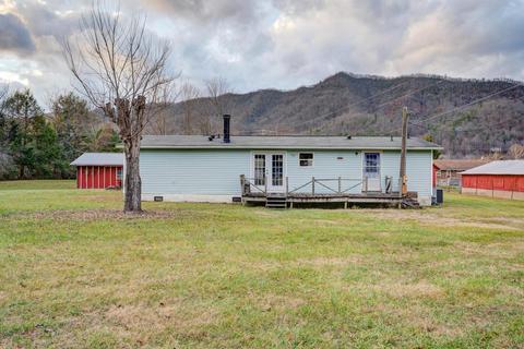763 First Avenue Hampton Tn 37658, Hampton, TN 37658 photo 4