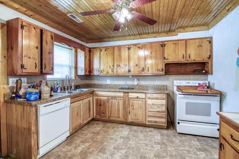 301 Piney Grove Road Hampton Tn 37658, Hampton, TN 37658 photo 4