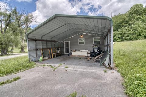 301 Piney Grove Road Hampton Tn 37658, Hampton, TN 37658 photo 14