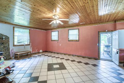 301 Piney Grove Road Hampton Tn 37658, Hampton, TN 37658 photo 3