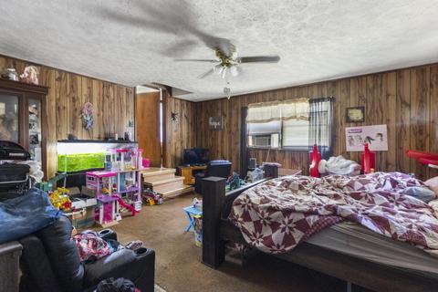 105 Tipton Street, Erwin, TN 37650 photo 11