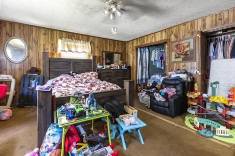 105 Tipton Street, Erwin, TN 37650 photo 10