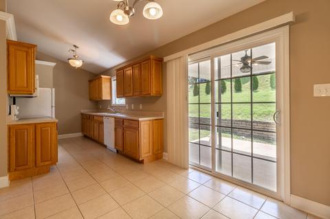 21 Shallowbrook Lane Gray Tn 37615, Gray, TN 37615 photo 8