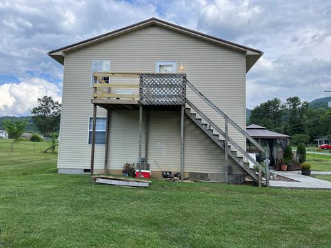 215 3rd Avenue, Hampton, TN 37658 photo 9