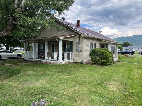 215 3rd Avenue, Hampton, TN 37658 photo 1