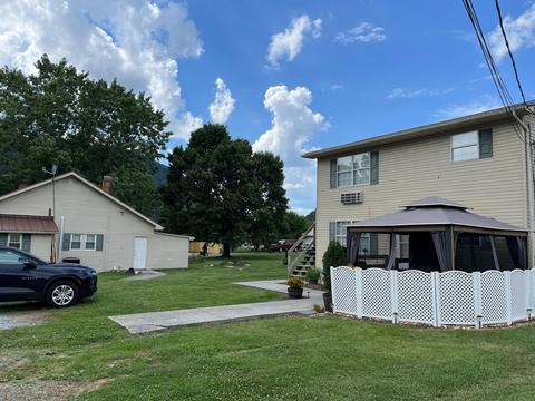 215 3rd Avenue, Hampton, TN 37658 photo 11