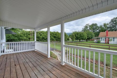 111 Higgins Avenue Erwin Tn 37650, Erwin, TN 37650 photo 7