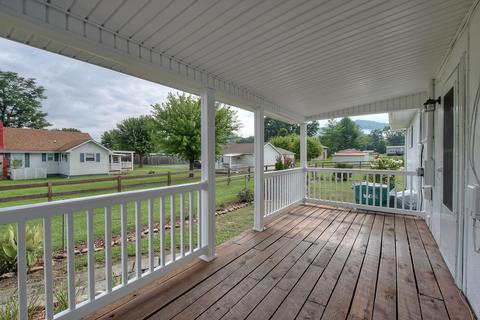 111 Higgins Avenue Erwin Tn 37650, Erwin, TN 37650 photo 6