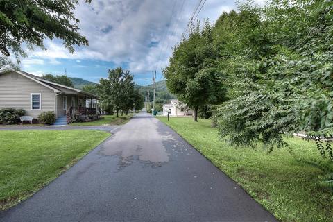 111 Higgins Avenue Erwin Tn 37650, Erwin, TN 37650 photo 4