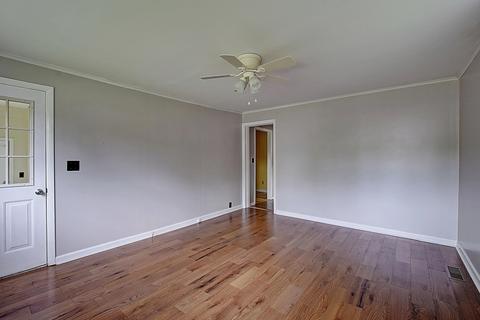 111 Higgins Avenue Erwin Tn 37650, Erwin, TN 37650 photo 9