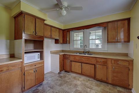 111 Higgins Avenue Erwin Tn 37650, Erwin, TN 37650 photo 13