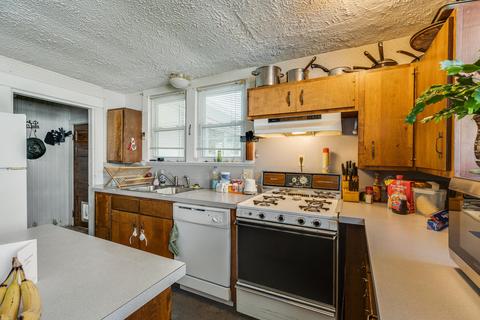 222 3rd Street Erwin Tn 37650, Erwin, TN 37650 photo 10
