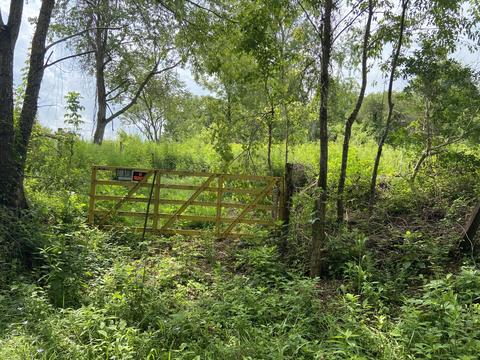 200 Cavern Rd Bristol Tn 37620, Bristol, TN 37620 photo 2