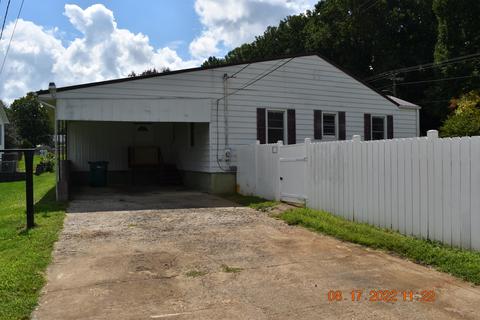 223 7th Street Erwin Tn 37650, Erwin, TN 37650 photo 2