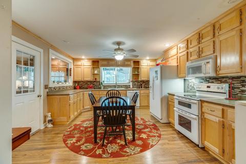 121 Old County Road Hampton Tn 37658, Hampton, TN 37658 photo 22