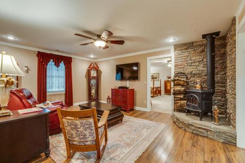 121 Old County Road Hampton Tn 37658, Hampton, TN 37658 photo 29