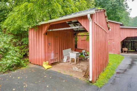121 Old County Road Hampton Tn 37658, Hampton, TN 37658 photo 49