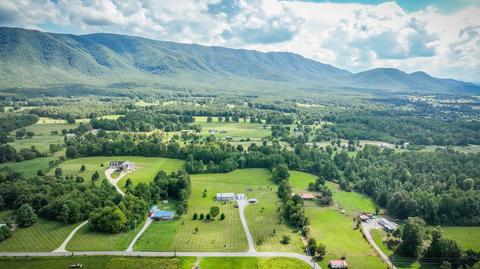 1415 Bishop Loop Greeneville Tn 37743, Greeneville, TN 37743 photo 2