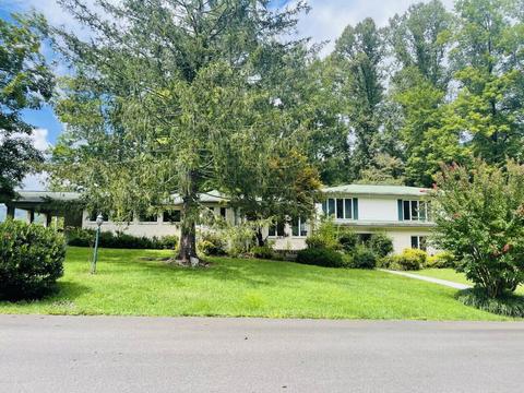 1315 Oakwood Circle Big Stone Gap Va 24219, Big Stone Gap, VA 24219