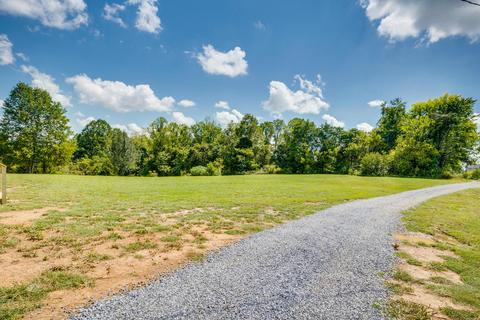 385 Midway Circle Midway Tn 37809, Midway, TN 37809 photo 3