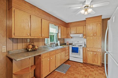 306 Mesa Drive Drive Glade Spring Va 24340, Glade Spring, VA 24340 photo 5