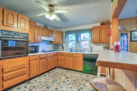 122 Witcher Street Erwin Tn 37650, Erwin, TN 37650 photo 4