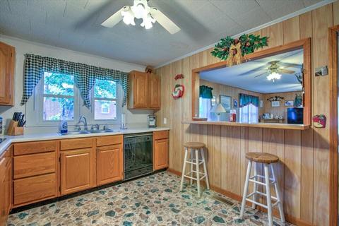 122 Witcher Street Erwin Tn 37650, Erwin, TN 37650 photo 5