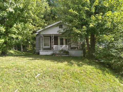 311 Tipton Street Erwin Tn 37650, Erwin, TN 37650 photo 2