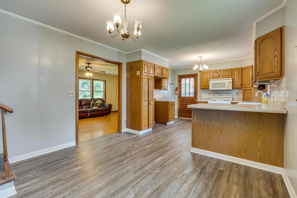  604 Meadowview Drive Johnson City Tn 37604, Johnson City, TN 37604 photo 9