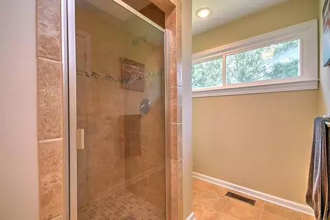 24283 Junction Drive Bristol Va 24202, Bristol, VA 24202 photo 26