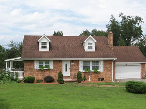 1151 Memorial Drive, Castlewood, VA 24224