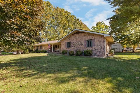 322 Simmons Avenue Erwin Tn 37650, Erwin, TN 37650 photo 2