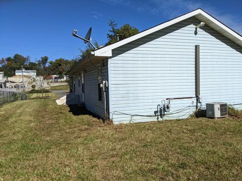 1948 Snapps Ferry Road Greeneville Tn 37745, Greeneville, TN 37745 photo 3